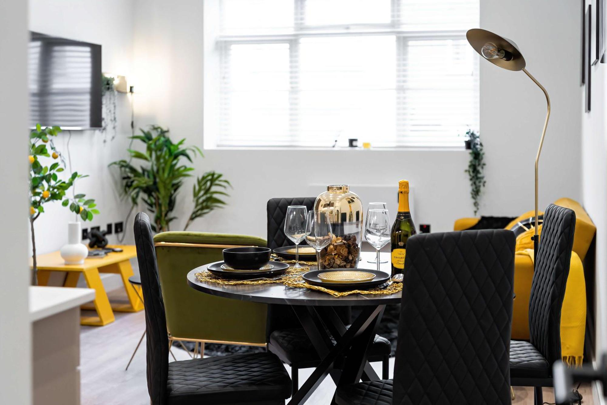 Luxury Apartments Southend-On-Sea Exterior photo