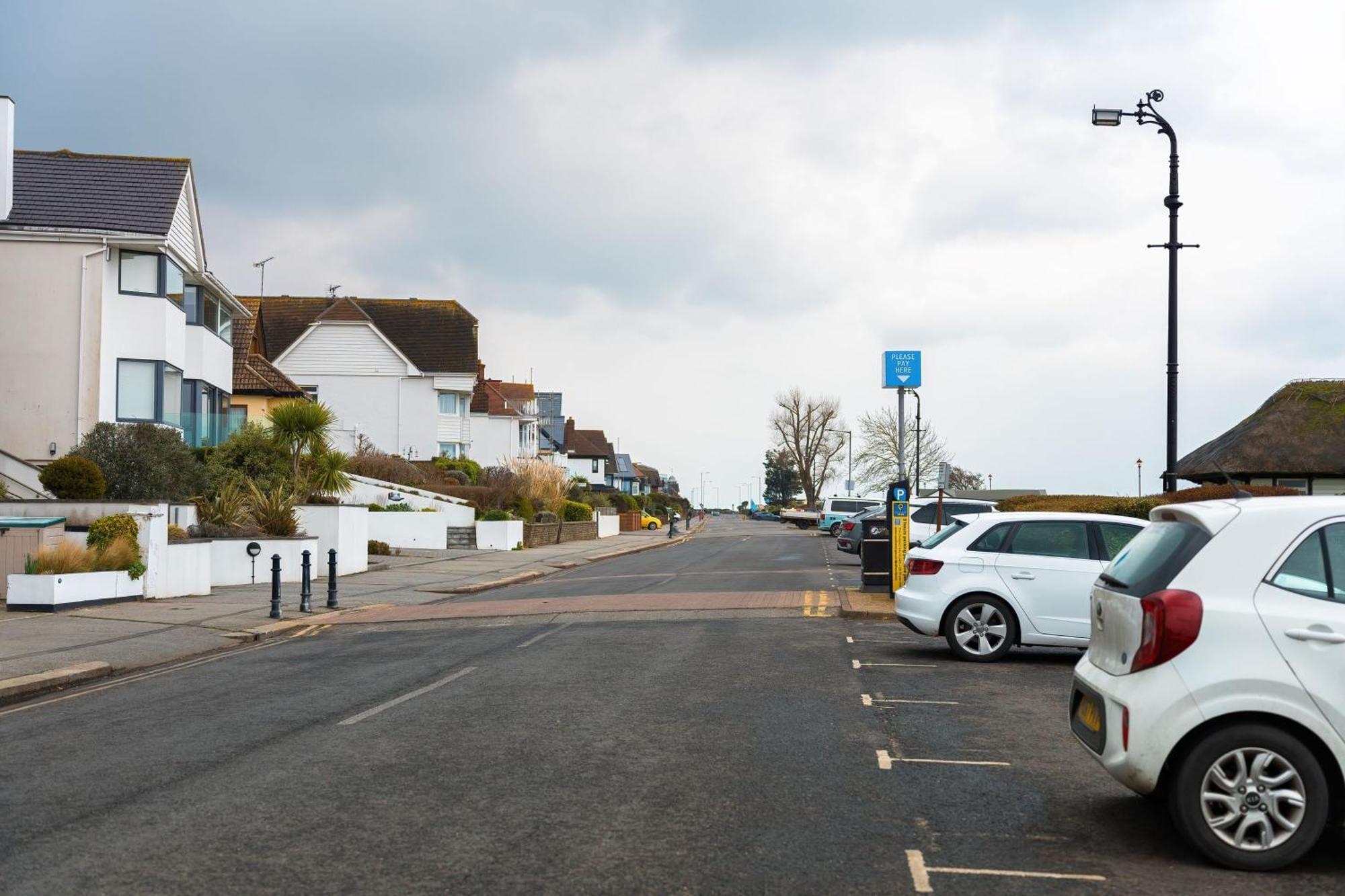 Luxury Apartments Southend-On-Sea Exterior photo