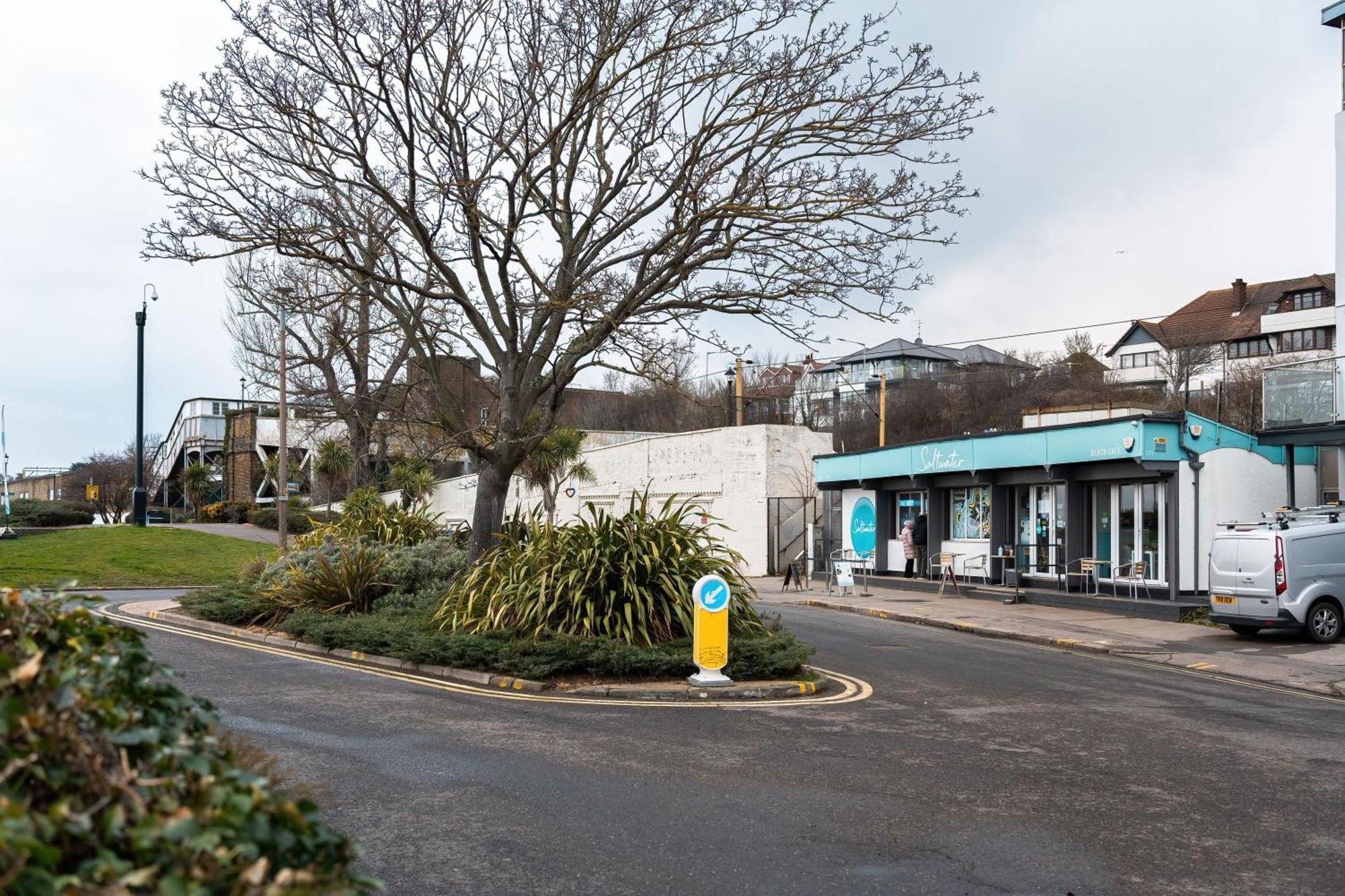 Luxury Apartments Southend-On-Sea Exterior photo